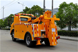 新平高速路拖车费